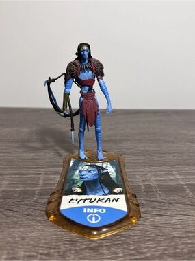 Rare Avatar Eytukan War Gear Action
Figure 2009 Mattel